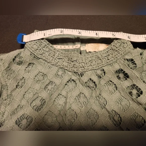 Rewind Sleeveless Lace Blouse - Picture 5 of 9